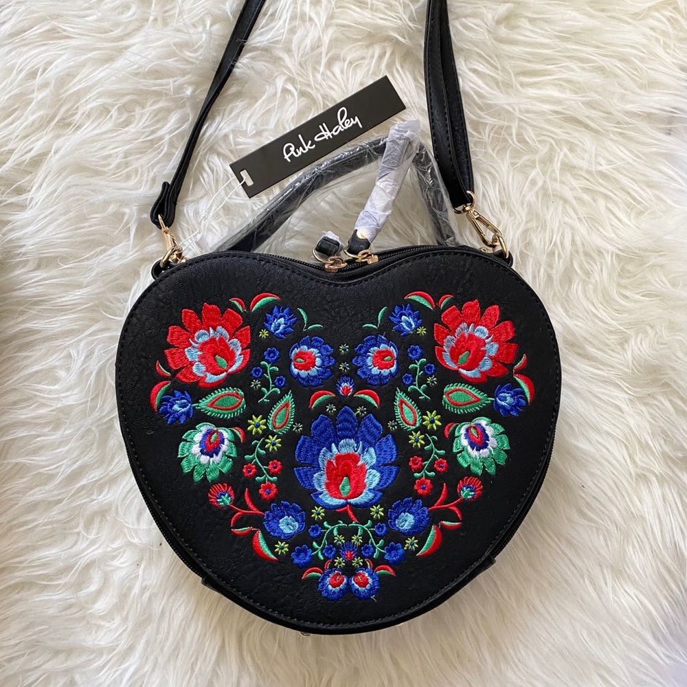 NWT Pink Haley Carter Heart Crossbody Bag, Black